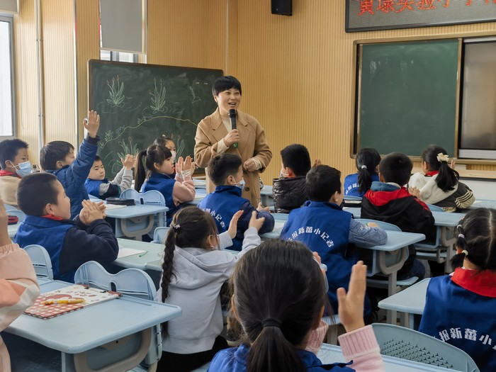 儿童的小学生作文（适用15篇）